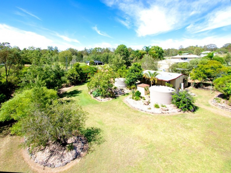 9 Eileen Crt, Kensington Grove QLD 4341