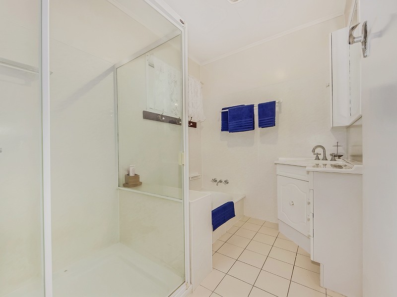 109 Haig St, Brassall QLD 4305