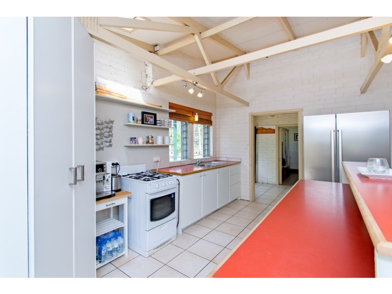 33 Shines Road, Wivenhoe Pocket QLD 4306