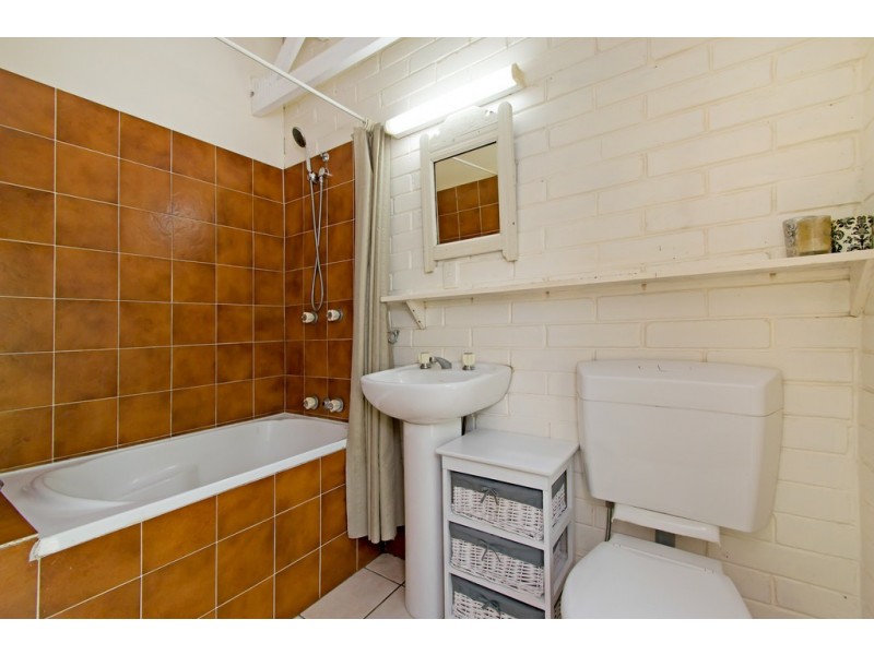 33 Shines Road, Wivenhoe Pocket QLD 4306