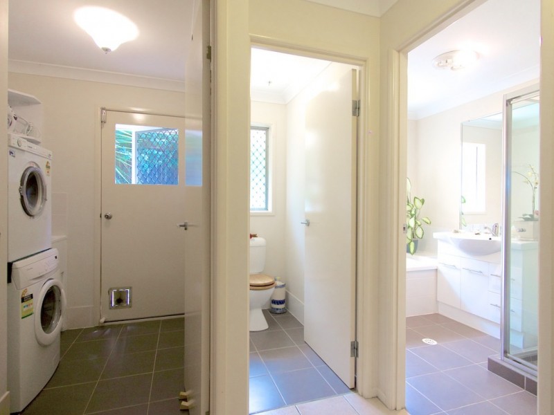 11 Lyndale Pl, Fernvale QLD 4306