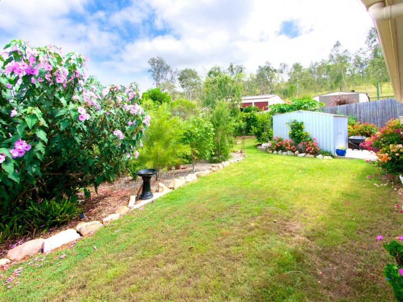 11 Lyndale Pl, Fernvale QLD 4306