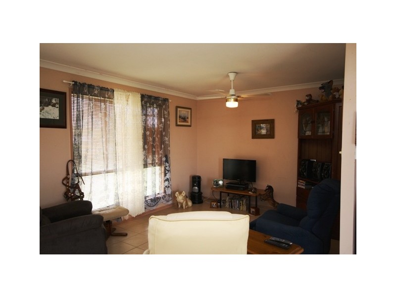 26 Topaz Cr, Lockyer Waters QLD 4311