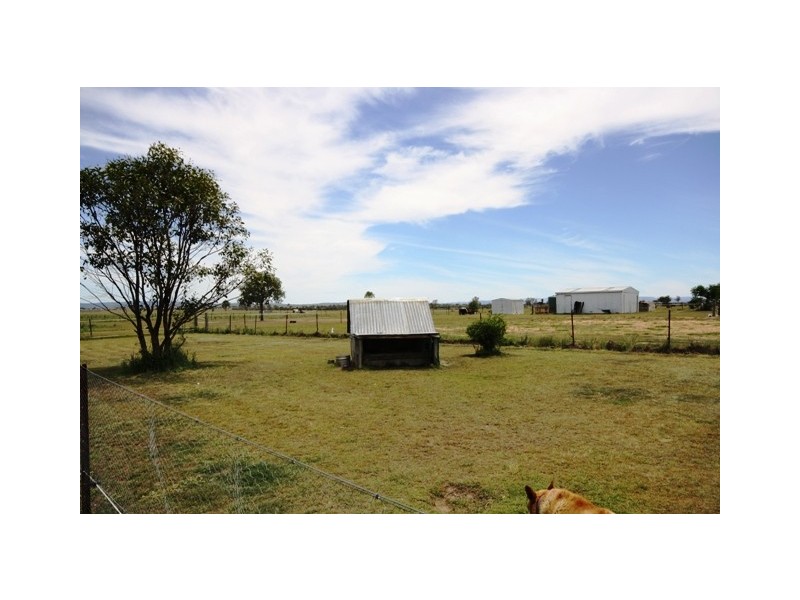 26 Topaz Cr, Lockyer Waters QLD 4311