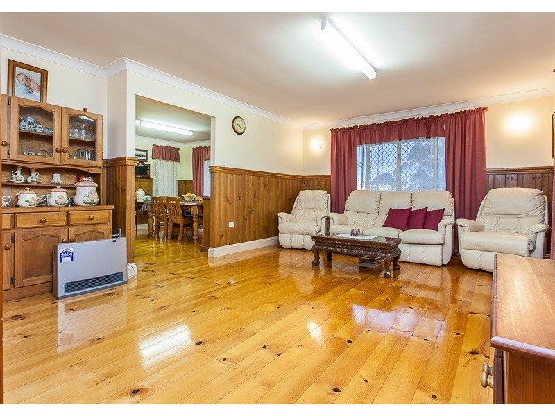 60 Janice Crt, Blackbutt QLD 4306