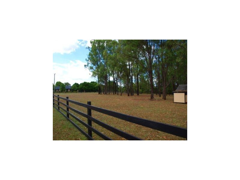 186 Lockyer View Rd, Wivenhoe Pocket QLD 4306