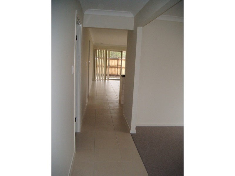 7A Cardena Street, Augustine Heights QLD 4300