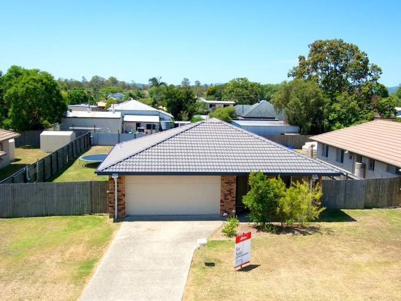 4 Bray Street, Lowood QLD 4311