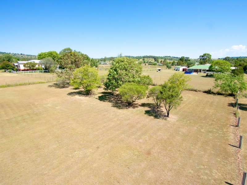 76 Zabels Rd North, Minden QLD 4311