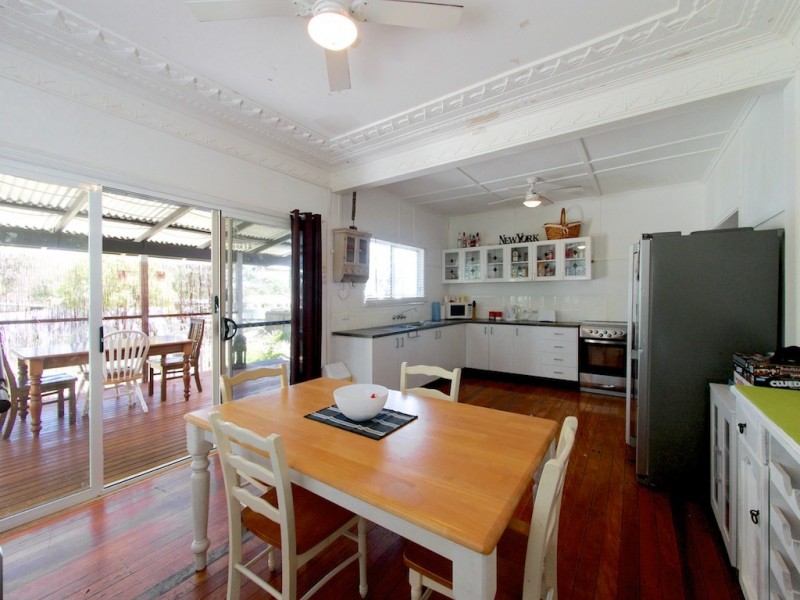 14 Macaulay st, Fernvale QLD 4306