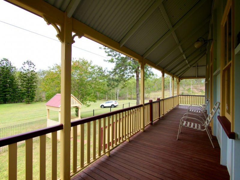 108 Lake Manchester Rd, Kholo QLD 4306