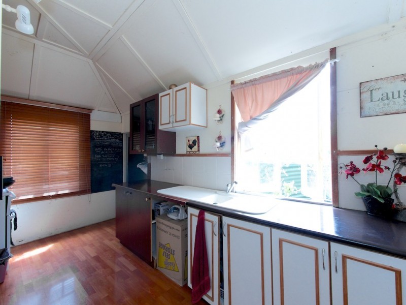108 Lake Manchester Rd, Kholo QLD 4306