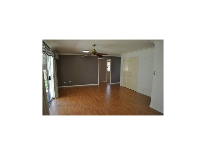 3 Backhouse Crt, Brassall QLD 4305