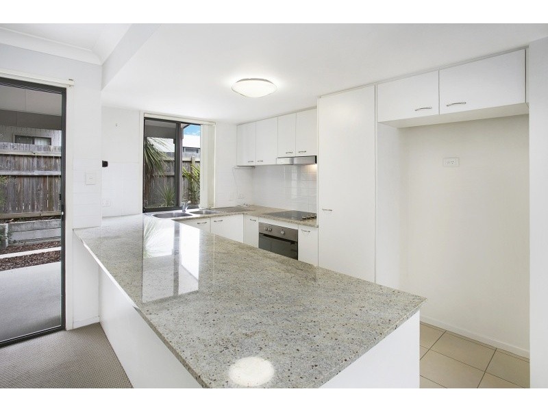 97/40 Gledson Street, North Booval QLD 4304