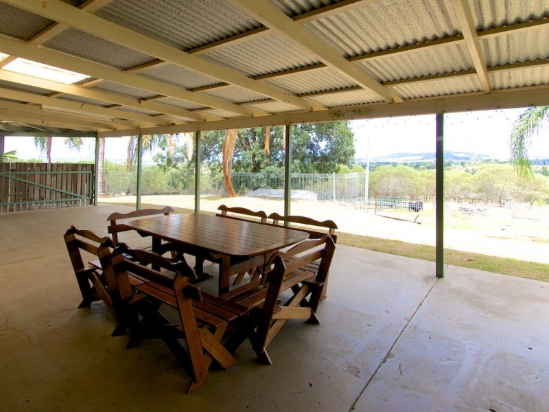 164 Fairneyview Fernvale Rd, Fernvale QLD 4306