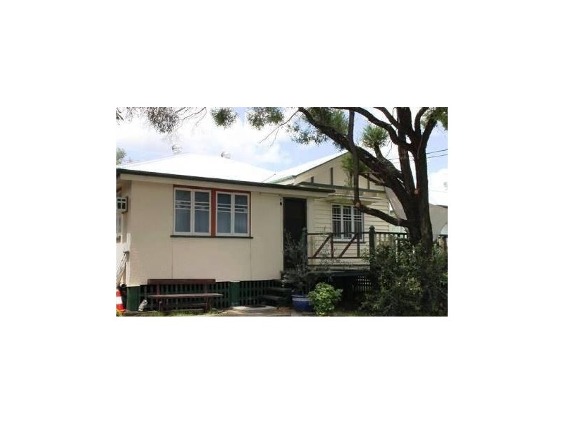 44 Dwyer St, Silkstone QLD 4304