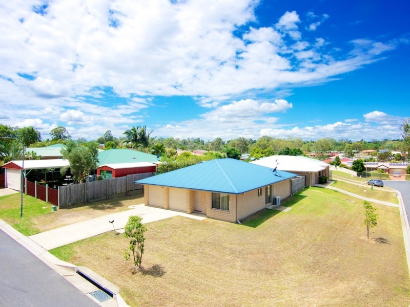 10 Des Arts Pl, Wulkuraka QLD 4305
