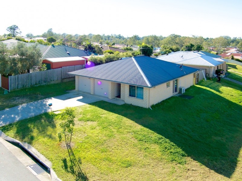 10 Des Arts Pl, Wulkuraka QLD 4305