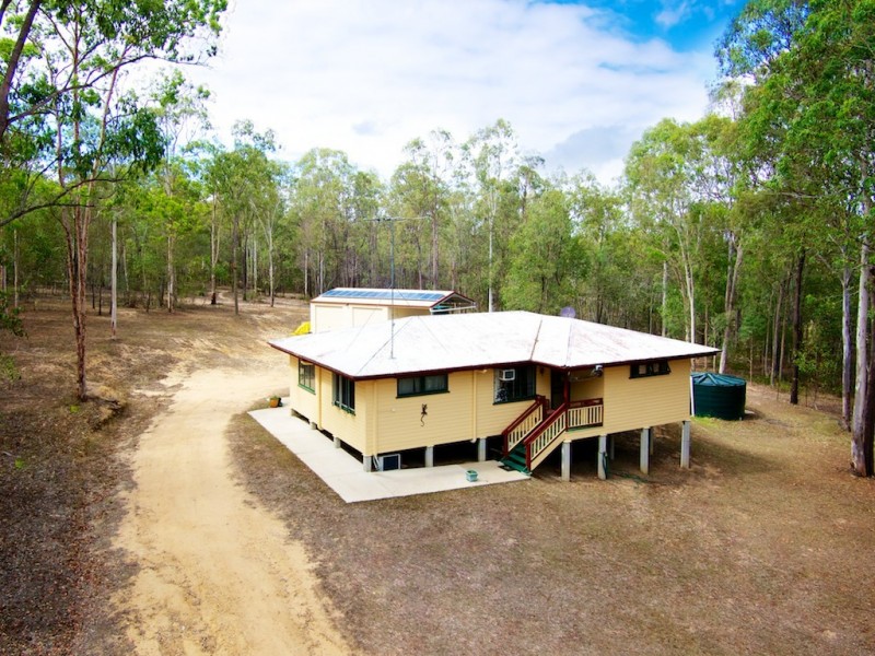127 James Rd, Pine Mountain QLD 4306