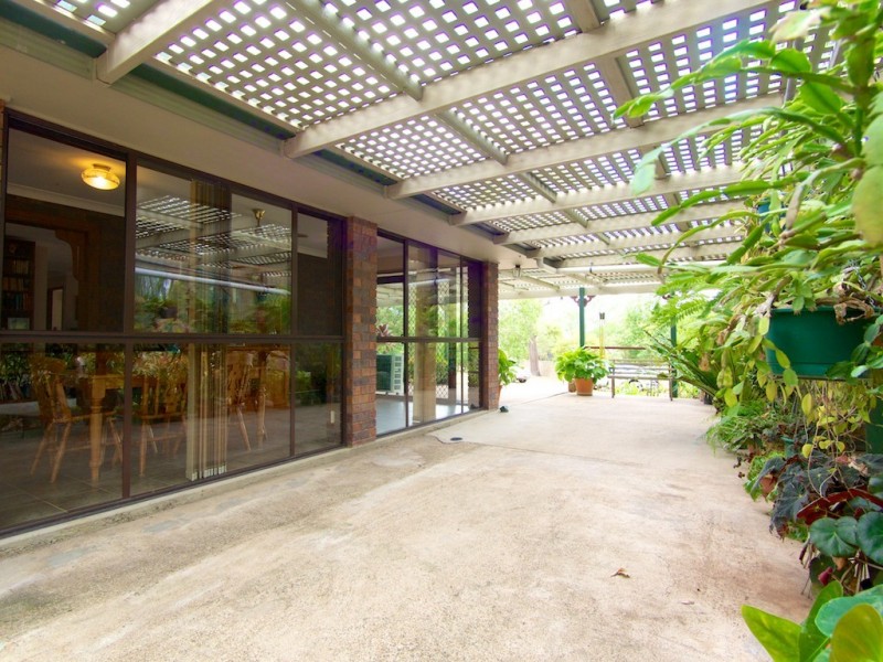 50 Steinhardt St, Lowood QLD 4311