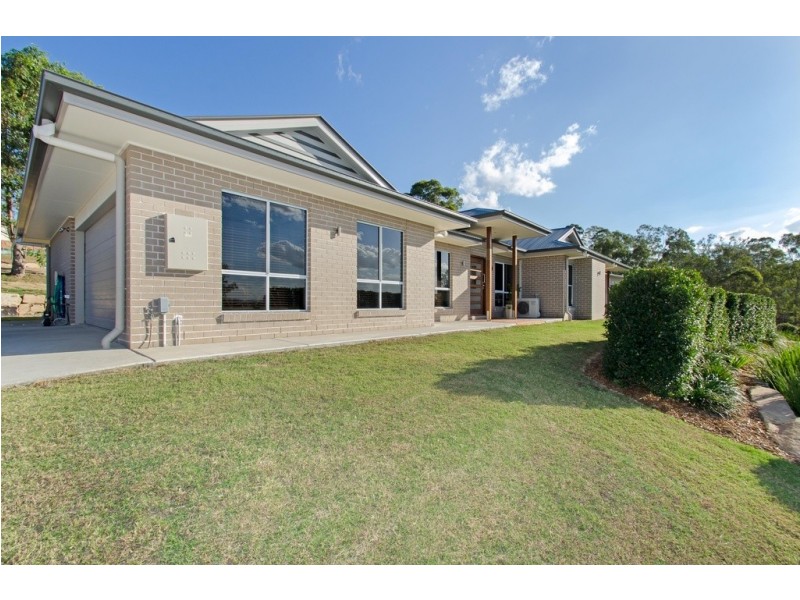 25 Robyn Tce, Fernvale QLD 4306