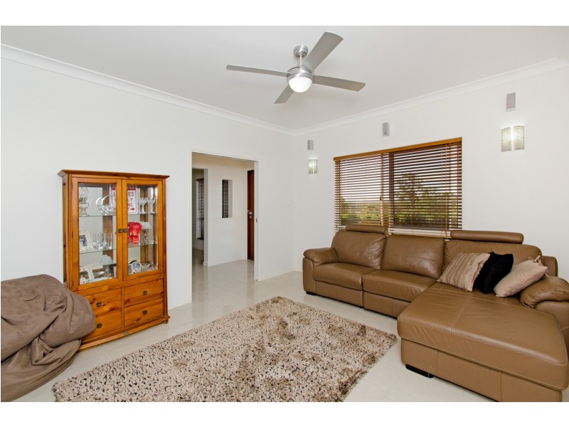 25 Robyn Tce, Fernvale QLD 4306