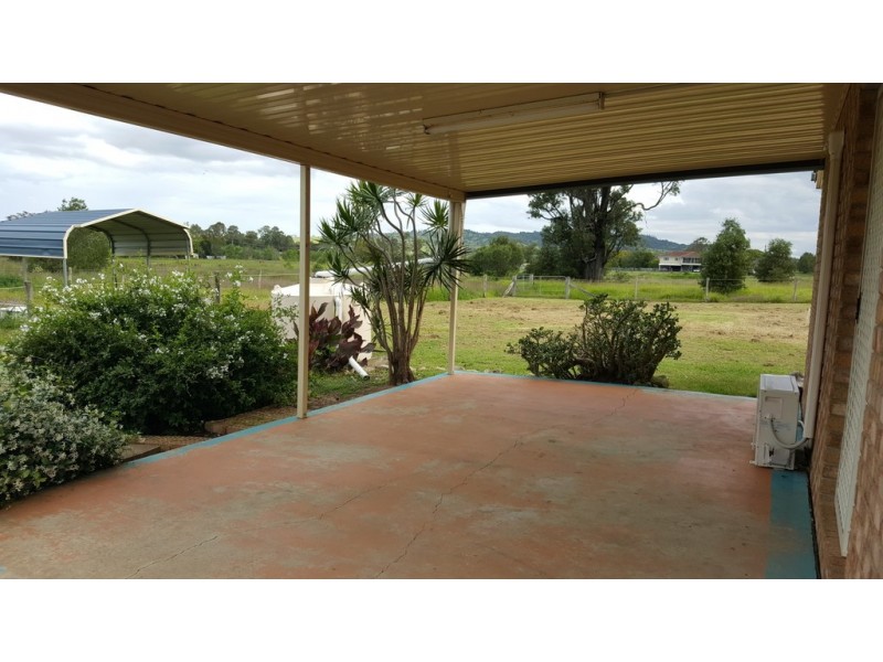 26 Lawrence St, Marburg QLD 4346