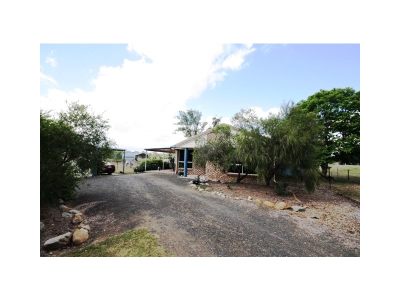 26 Lawrence St, Marburg QLD 4346