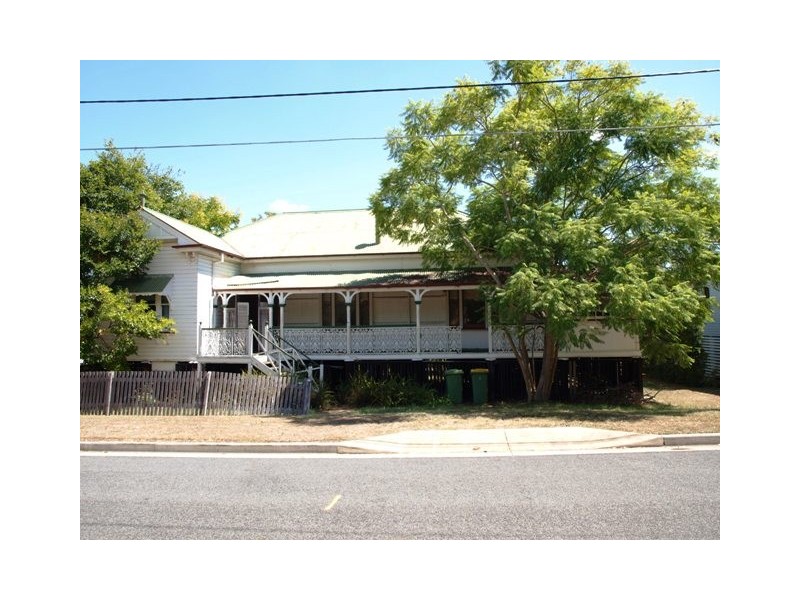 9 Lion St, Ipswich QLD 4305