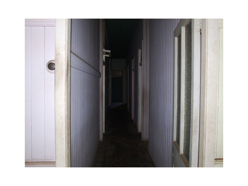 9 Lion St, Ipswich QLD 4305