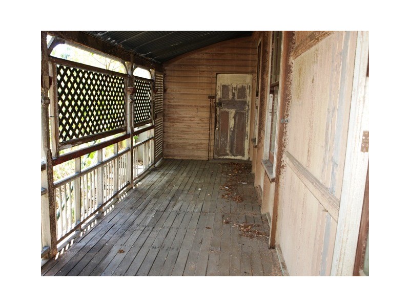 9 Lion St, Ipswich QLD 4305