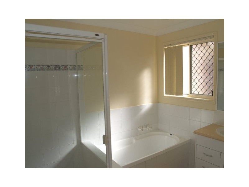 24 Kathleen Drive, Yamanto QLD 4305