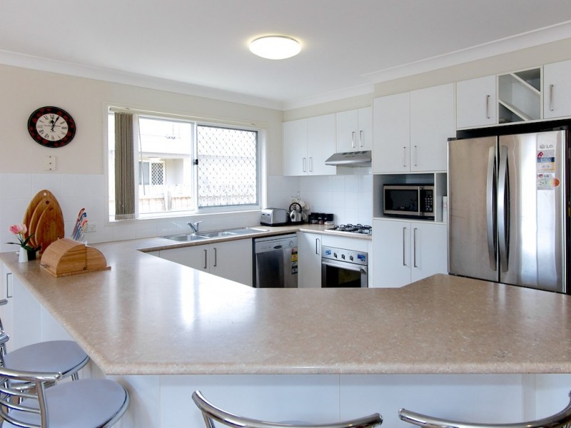 9 Jack Conway St, One Mile QLD 4305