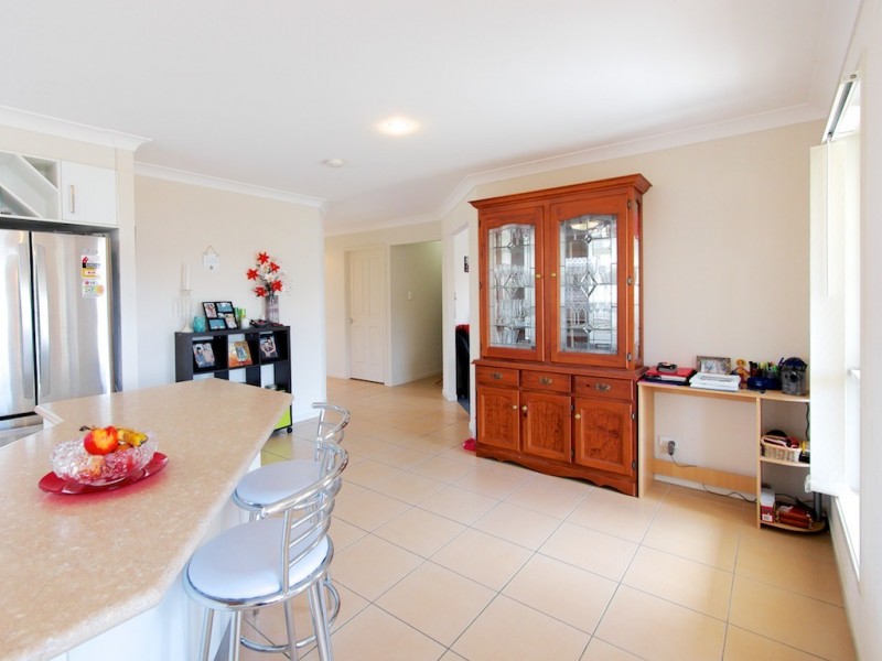 9 Jack Conway St, One Mile QLD 4305