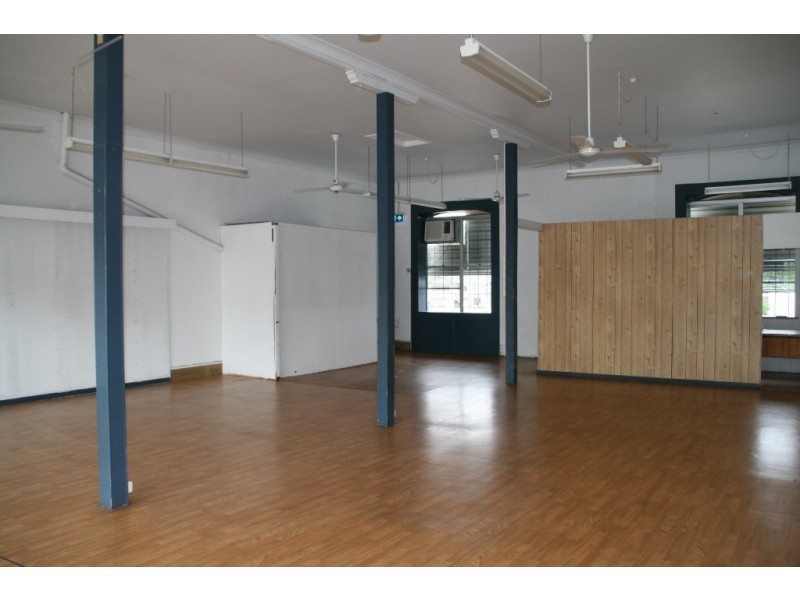 239 Brisbane, Ipswich QLD 4305