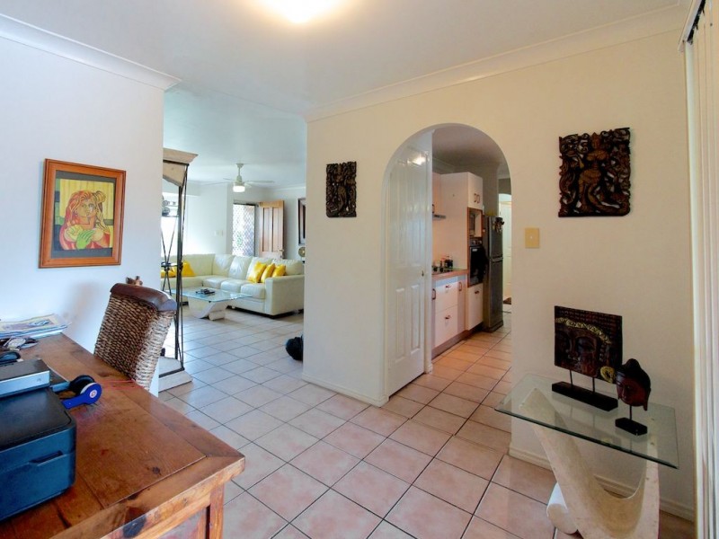 30 Thornton st, Raceview QLD 4305