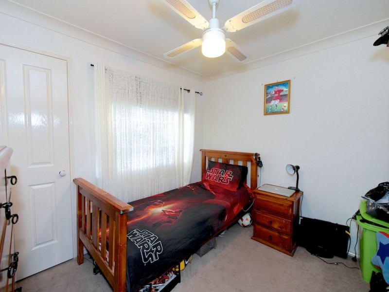 30 Thornton st, Raceview QLD 4305