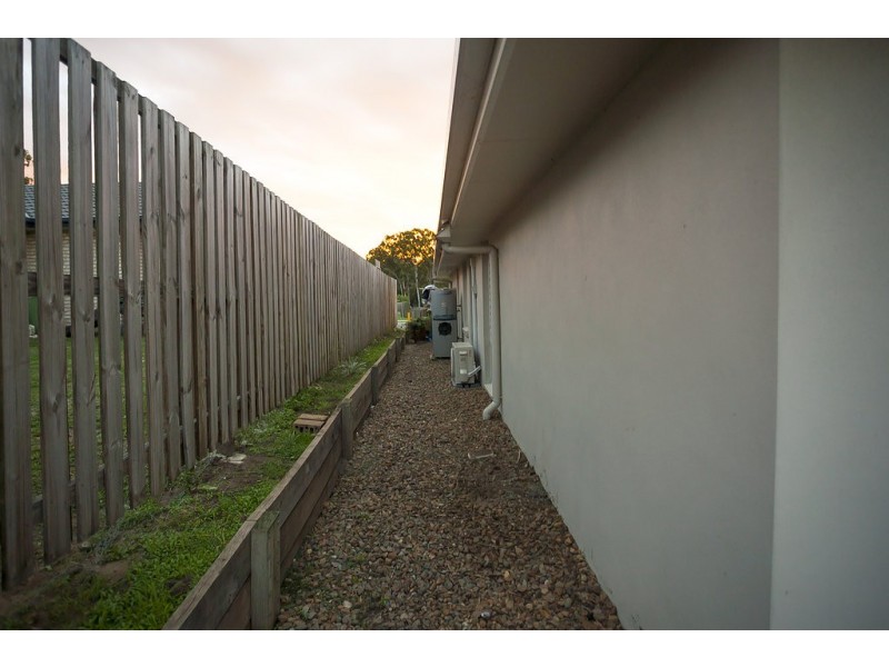 43 Honeywood Dr, Fernvale QLD 4306