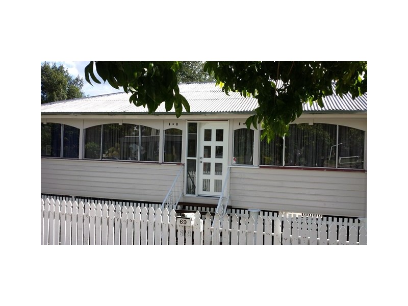 69 Warwick Road, Ipswich QLD 4305