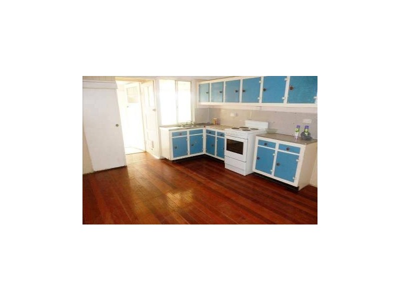 88 Railway St, Lowood QLD 4311