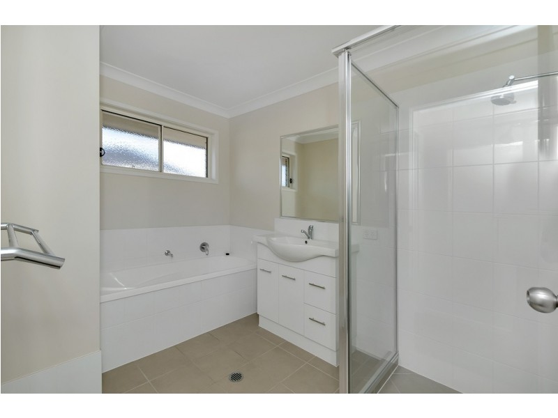 38 Tawney St, Lowood QLD 4311