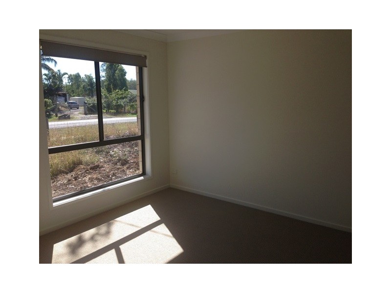 32 Schmidt Road, Fernvale QLD 4306