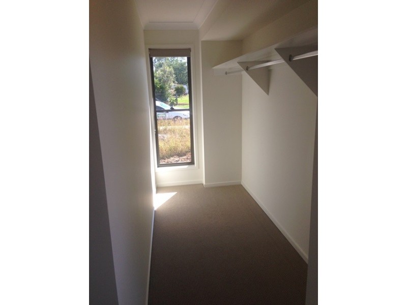 32 Schmidt Road, Fernvale QLD 4306