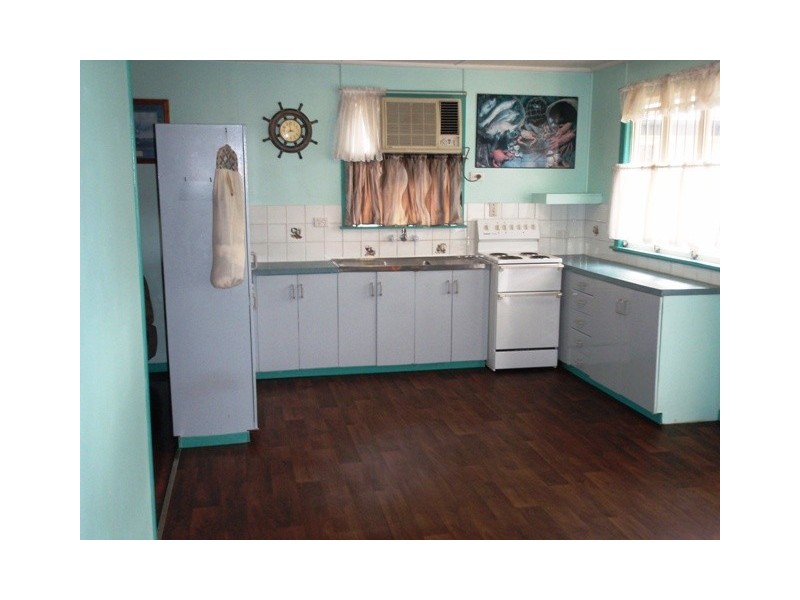 90 Holdsworth Rd, North Ipswich QLD 4305