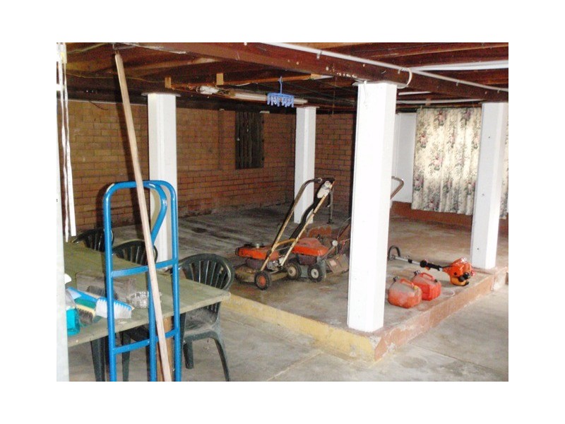 90 Holdsworth Rd, North Ipswich QLD 4305