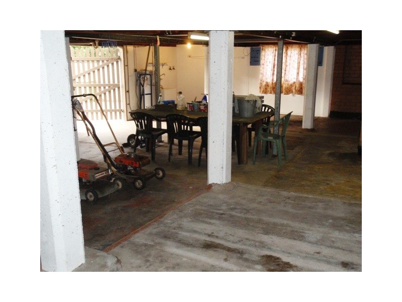 90 Holdsworth Rd, North Ipswich QLD 4305