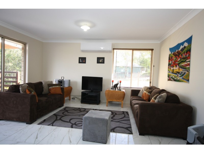 99 Beeston Drive, Fernvale QLD 4306