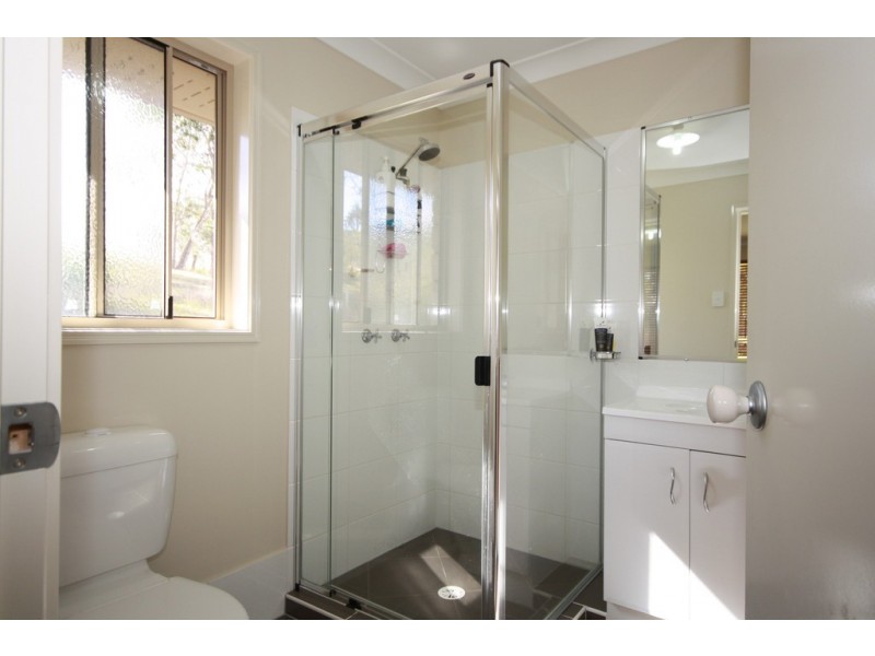 99 Beeston Drive, Fernvale QLD 4306