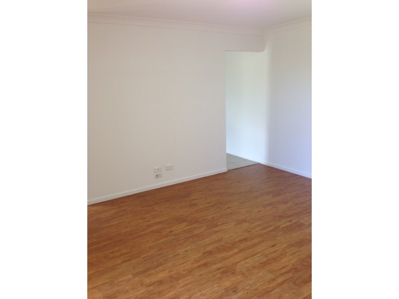 4 Overton Place, Fernvale QLD 4306