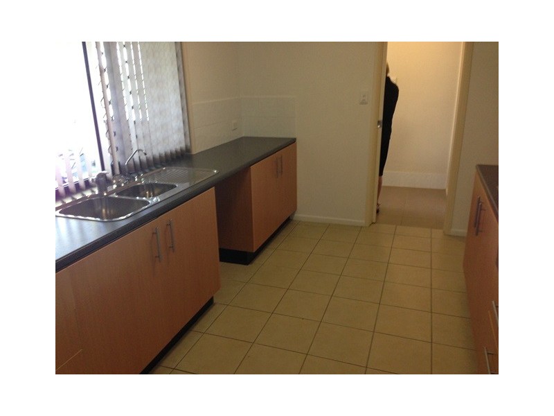 4 Overton Place, Fernvale QLD 4306